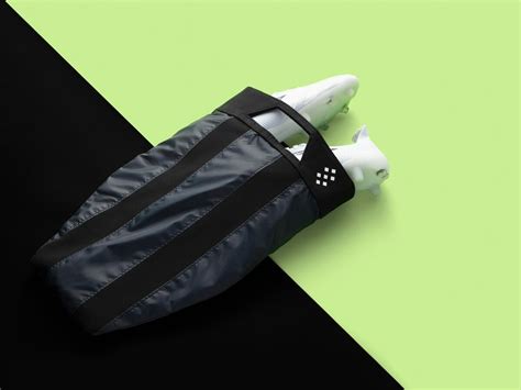 smell proof cleat bag.